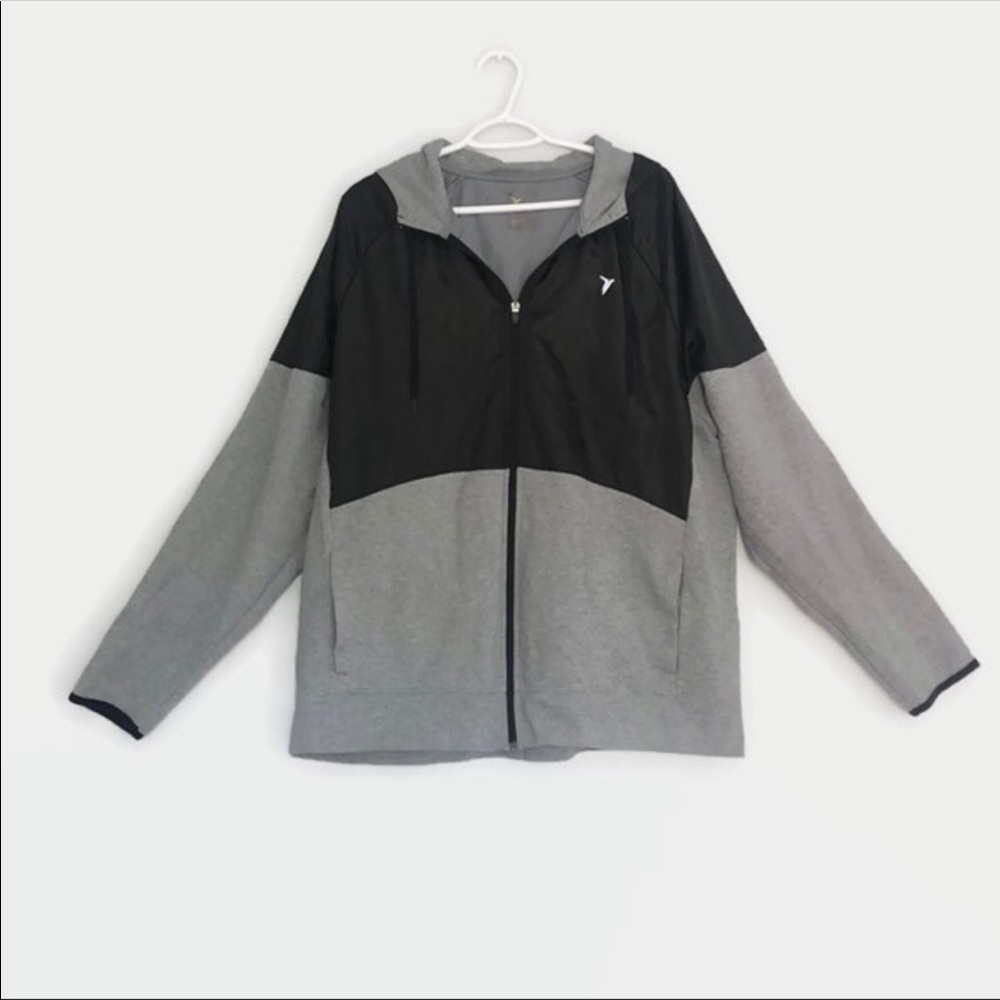 ⭐️4/$25 Old navy active grey/black zip jacket XXL - Picture 1 of 5